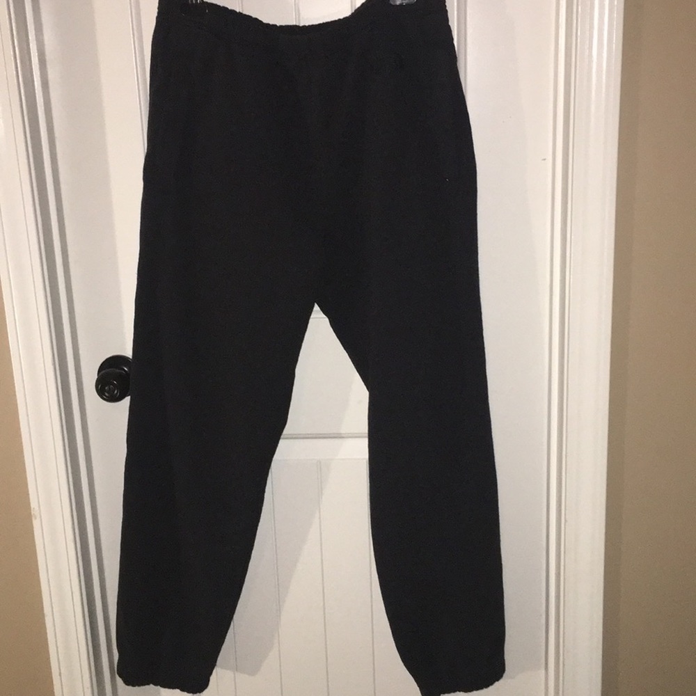 Men’s Northface sweat pants. Size L.